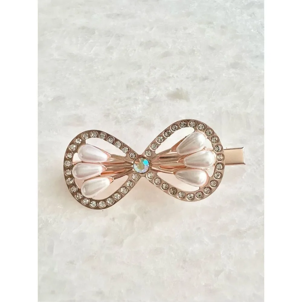 Rose gold rhinestone and faux pearl hair clip